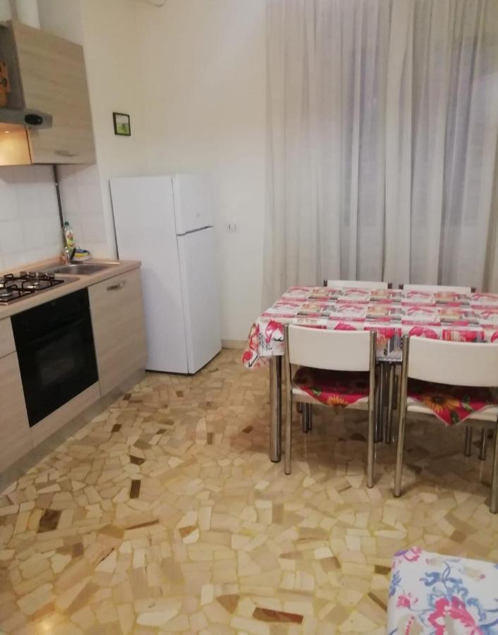 Appartamento Palmanova Vicino Alla Metropolitana ミラノ エクステリア 写真